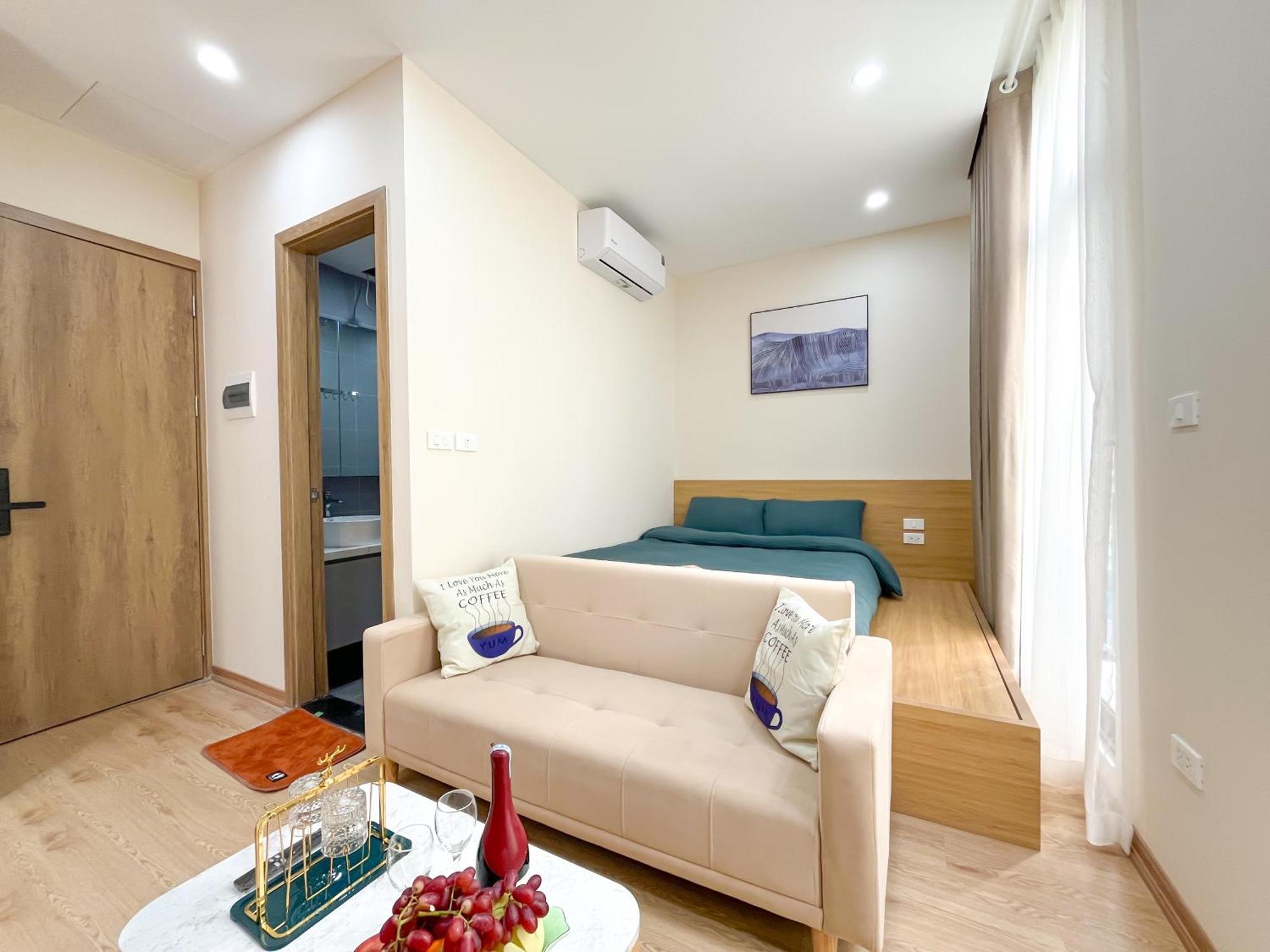 Amazing Housing Lac Long Quan 하노이 외부 사진