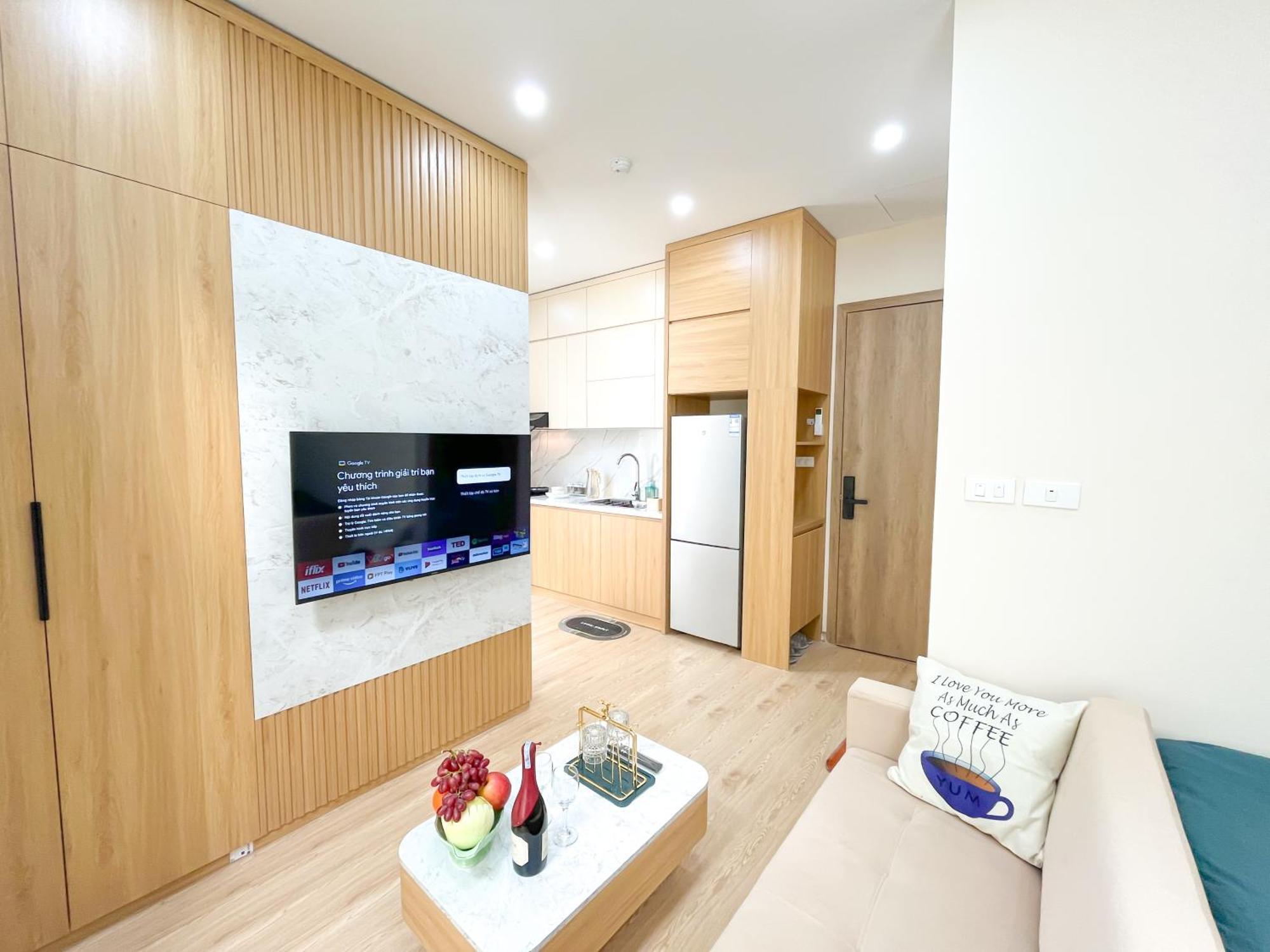 Amazing Housing Lac Long Quan 하노이 외부 사진